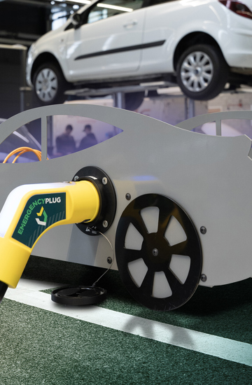 EV Trainer AHG7645 VZ Brochure